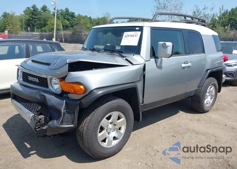 2010 Toyota Fj Cruiser from USA, damaged, VIN JTEBU4BF4AK087876